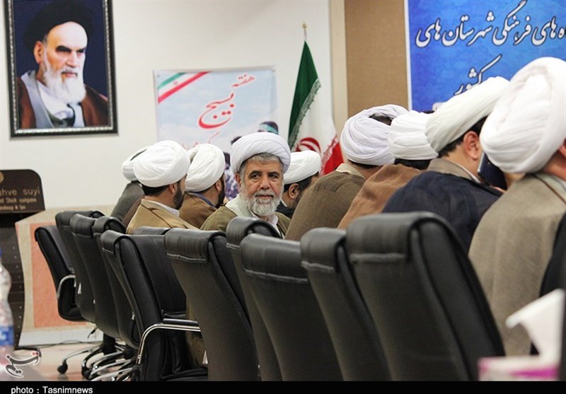 کارگاه آموزشی-توجیهی مدیران قرارگاه‌های فرهنگی منطقه شمالغرب کشور