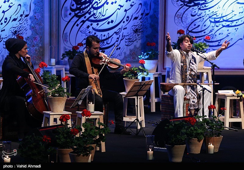 کنسرت پرواز همای