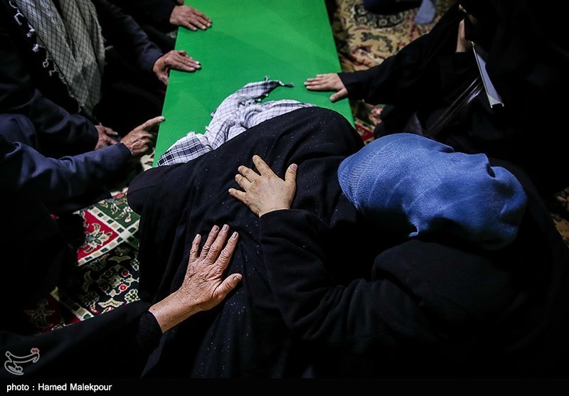مراسم وداع با پیکر دو شهید مدافع حرم تیپ فاطمیون