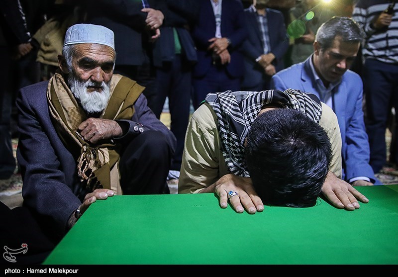 مراسم وداع با پیکر دو شهید مدافع حرم تیپ فاطمیون