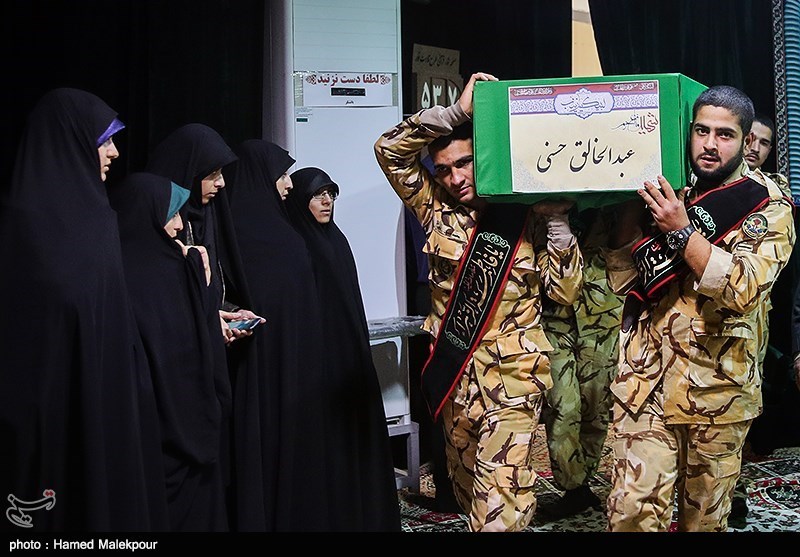 مراسم وداع با پیکر دو شهید مدافع حرم تیپ فاطمیون