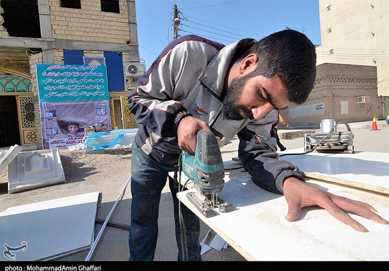 ساخت کانکس برای زلزله‌زدگان کرمانشاهی به همت خیران خوزستانی