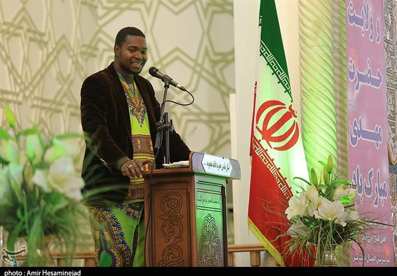 آئین شعر خوانی اساتید و شاعران شیعه و اهل سنت
