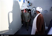 تحویل‌ ناو موشک انداز سپر به نیروی دریای ارتش توسط وزارت دفاع