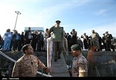 تحویل‌ ناو موشک انداز سپر به نیروی دریای ارتش توسط وزارت دفاع