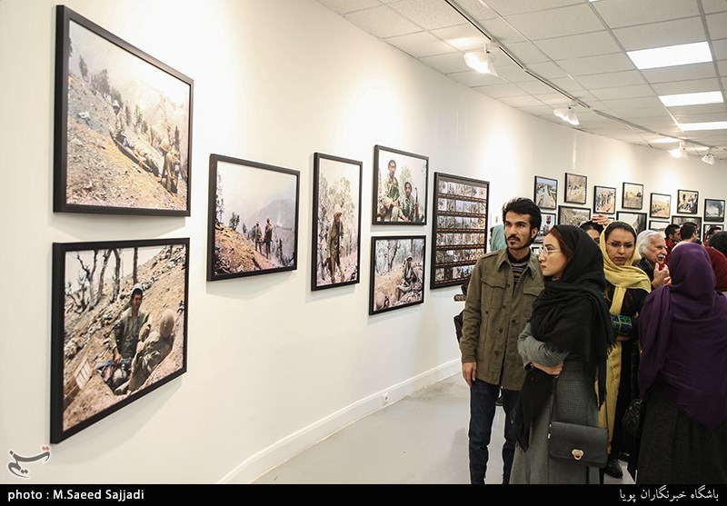 نمایشگاه عکس انجمن عکاسان انقلاب و دفاع مقدس