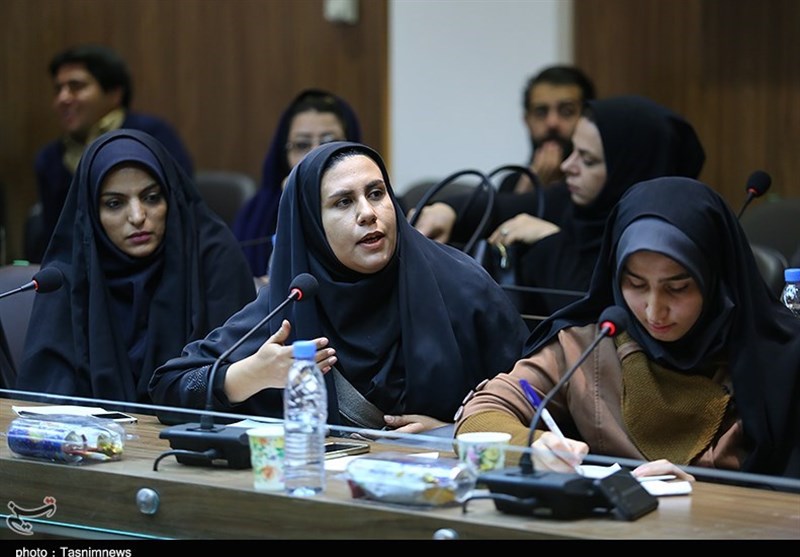 نشست‌خبری رئیس کمیسیون آموزش مجلس در تسنیم اصفهان