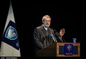 سخنرانی علی لاریجانی رئیس مجلس شورای اسلامی در مراسم آغاز تولید دنا پلاس توربو و پژو 207 i صندوقدار اتوماتیک محصولات جدید شرکت ایران خودرو