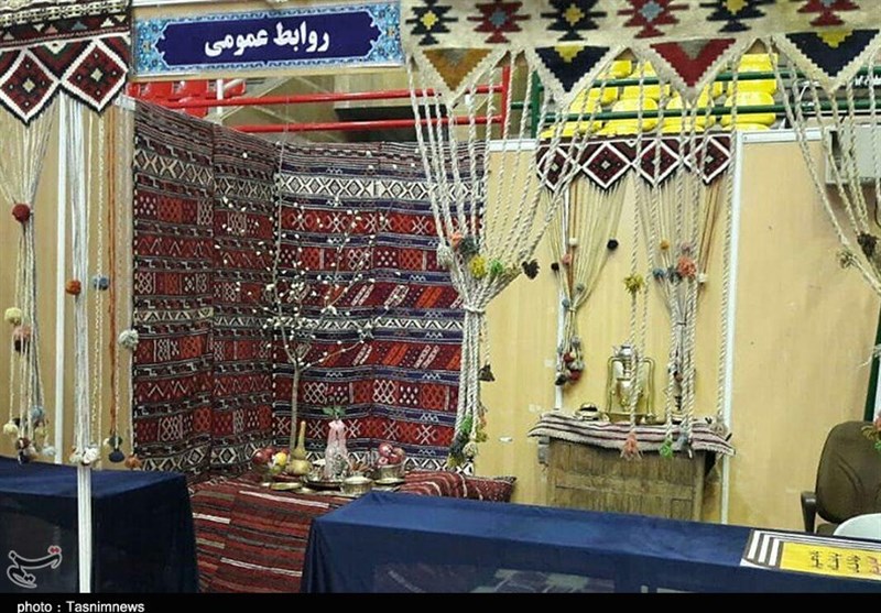 نمایشگاه کتاب/سمنان