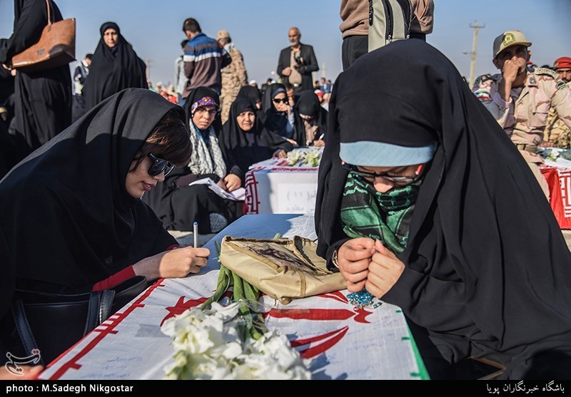 ورود پیکر 55 شهید دوران دفاع مقدس به کشور- خوزستان