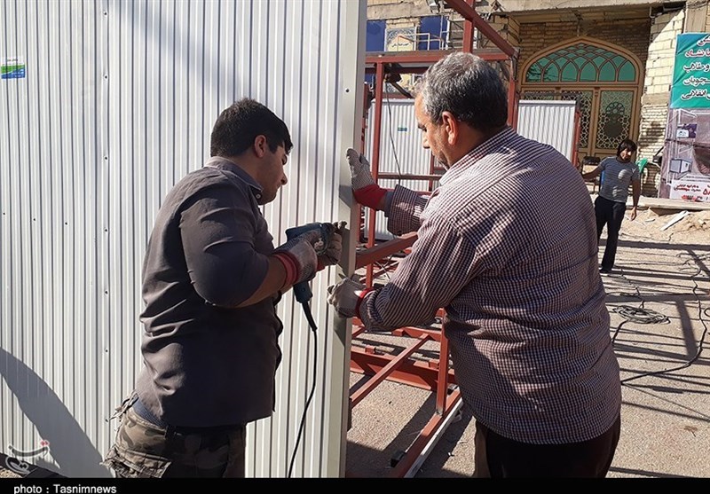  کارگاه ساخت کانکس برای اسکان زلزله‌زدگان غرب کشور در استان کرمانشاه در اهواز