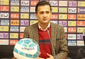 محمودزاده: مشکی‌پوشان مقابل کارون اروند به میدان نرود 3 بر صفر بازنده می‌شود/ مسئولان این باشگاه جواب ما را نمی‌دهند!