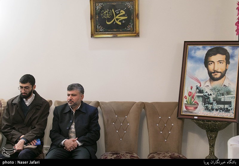 دیدار جامعه قرآنی با خانواده شهید مهدی رجب بیگی