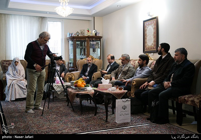 دیدار جامعه قرآنی با خانواده شهید مهدی رجب بیگی