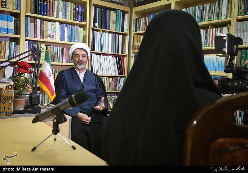 گفت و گو با حجت الاسلام سعید فخرزاده وقایع نگار تاریخ انقلاب اسلامی و دفاع مقدس