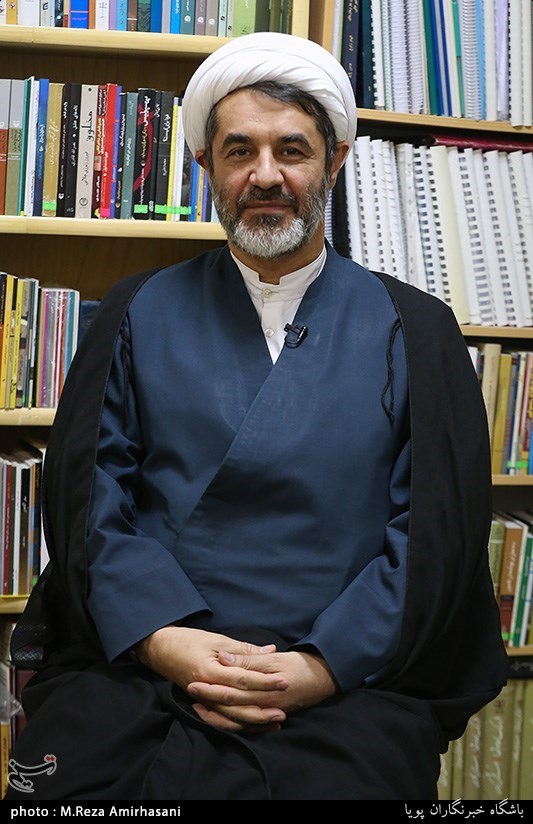 گفت و گو با حجت الاسلام سعید فخرزاده وقایع نگار تاریخ انقلاب اسلامی و دفاع مقدس