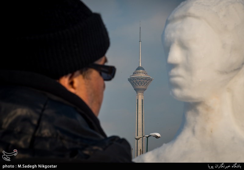 جشنواره مجسمه‌های برفی