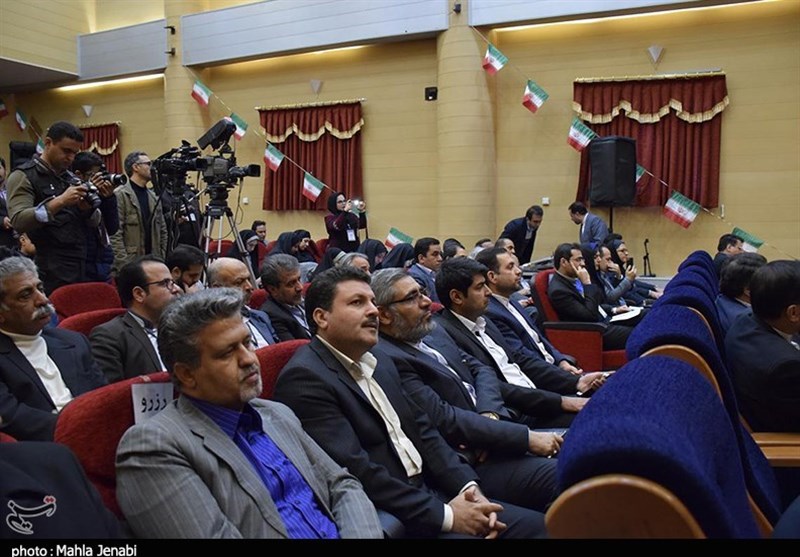 نشست خبری رئیس جمهور در کرمان
