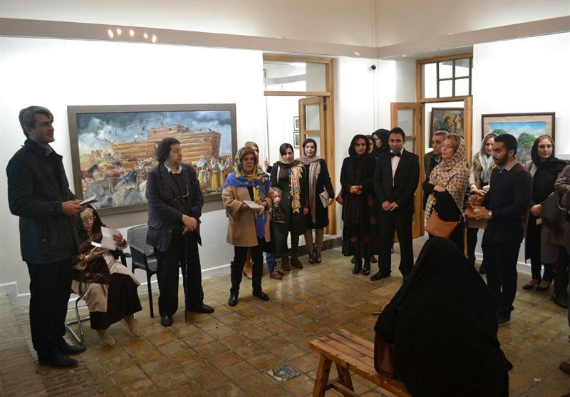نمایشگاه "مروری برآثار استاد اسفندیار احمدیه"