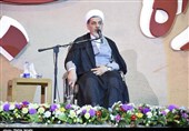درخواست حجت‌الاسلام رفیعی از هنرمندان و ورزشکاران : مبلغ "دین و اخلاق" در فضای مجازی باشید +ویدئو