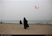 مسافران نوروزی در سواحل دریای خزر