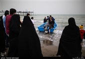 مسافران نوروزی در سواحل دریای خزر