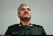 سرلشکر جعفری درگذشت مادر شهید همت را تسلیت گفت