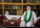 پرونده نهضت؛ نگاهی‌نو| شاگرد امام(ره) و همدرس رهبر انقلاب: آیت‌الله خامنه‌ای در حوزه استعداد بالایی داشتند/ امثال "کروبی" تعصب و جاهلیت دارند