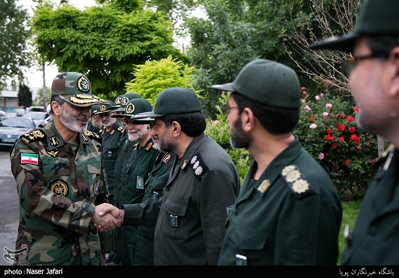 همایش روز پاسدار و تجلیل از مدافعان حرم