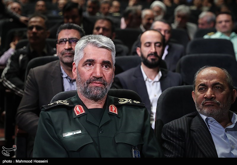 مراسم تجلیل از سردار علی فضلی