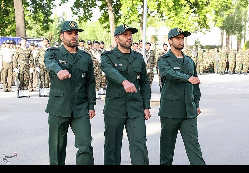 مراسم اعطای درجه توسط وزیر محترم دفاع در صبحگاه وزارت دفاع
