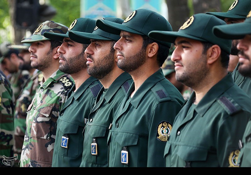 مراسم اعطای درجه توسط وزیر محترم دفاع در صبحگاه وزارت دفاع