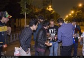اطعام غذا در  شب ولادت امام زمان حضرت مهدی(عج) توسط گروه جهادی هادیان سعادت