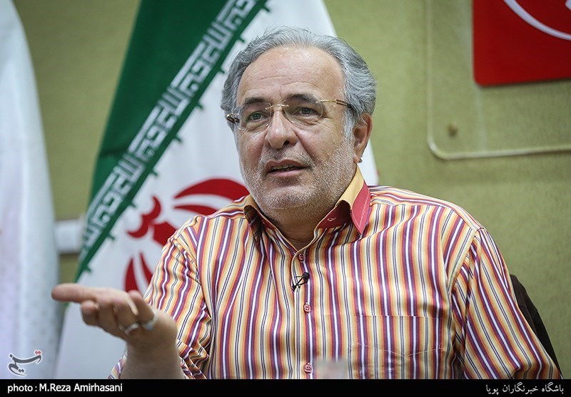 تلویزیون , صدا و سیمای جمهوری اسلامی ایران , شبکه های سیمای جمهوری اسلامی ایران , ماه مبارک رمضان , شبکه پنج | شبکه پنج سیمای جمهوری اسلامی ایران , شبکه دو | شبکه 2 سیمای جمهوری اسلامی ایران , مجریان تلویزیون ایران , 