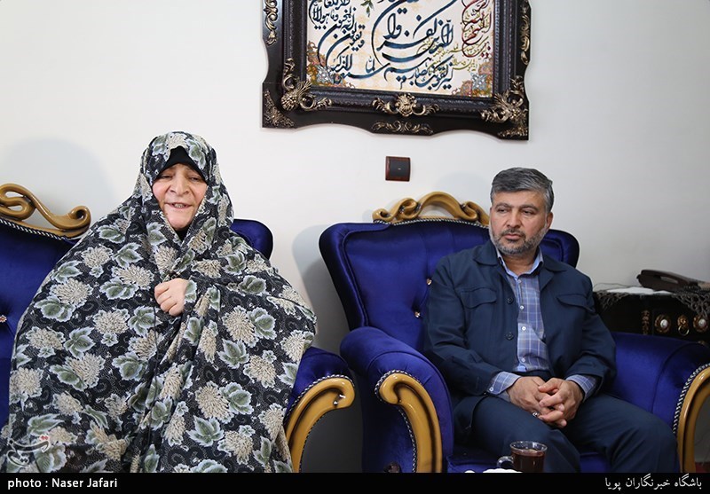 دیدار جامعه قرآنی با خانواده شهید مدافع حرم ابوالفضل نیکزاد
