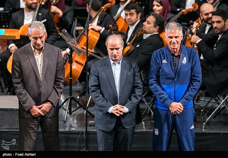 Iranian Officials See Off Members of Team Melli