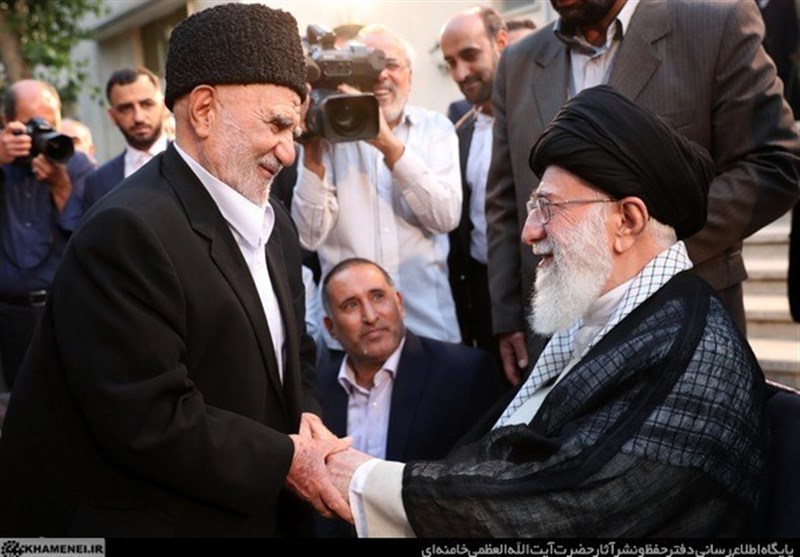 دیدار شاعران با رهبر انقلاب