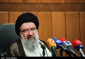 آیت‌الله خاتمی: حماسه 9 دی یک جریان تاریخی بود که جبهه حق و باطل را روشن کرد