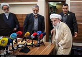 ورود آیت‌اللّه احمد جنتی رئیس شورای هماهنگی تبلیغات اسلامی به محل برگزاری نشست کارگروه‌های تخصصی ستاد چهلمین سالگرد انقلاب اسلامی