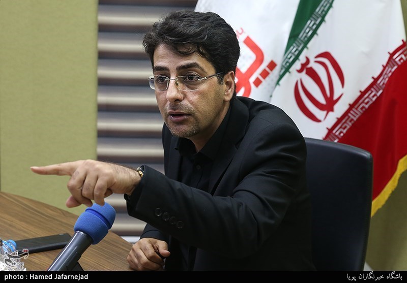 کریم خودسیانی مجری برنامه های تلویزیونی