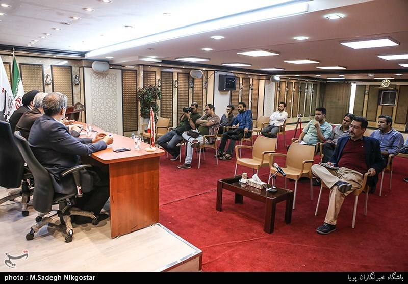 نشست خبری برنامه های دهه کرامت