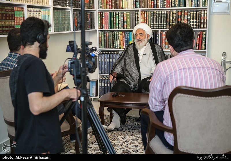 گفت و گو با آیت الله حیدرعلی جلالی خمینی مدیر حوزه علمیه شرق تهران