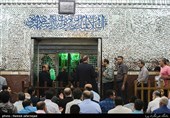 غبار روبی ضریح مطهر حضرت عبدالعظیم حسنی (ع)