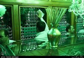 غبار روبی ضریح مطهر حضرت عبدالعظیم حسنی (ع)