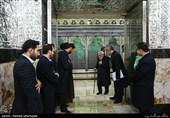 غبار روبی ضریح مطهر حضرت عبدالعظیم حسنی (ع)