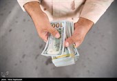 کشف 207 هزار دلار و 74 هزار یورو قاچاق از 8 مسافر در فرودگاه امام خمینی