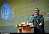 سردار غیب‌پرور: برای حل مشکلات اقتصادی نباید درِ آمریکا را زد