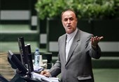 حاجی‌بابایی: درباره تأمین بنزین معلمان روستایی و اقشار مختلف سؤال داریم
