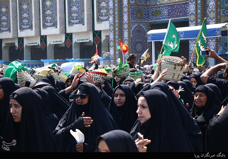 پیمایش کاروان عظیم بانوان بنی‌اسد بسوی حرم امام حسین(ع)