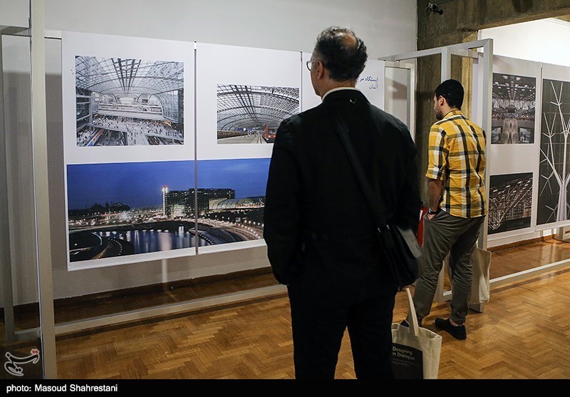 افتتاح نمایشگاه طراحی با گفت و شنود